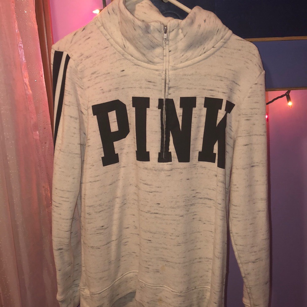 Vs Pink sweatshirt